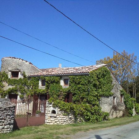 Traditional Charentais Cottage In Countryside 25 Minutes From Royan Balanzac Exterior foto