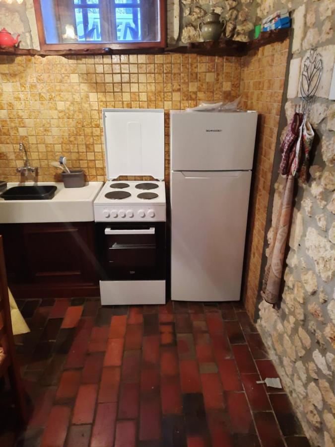 Traditional Charentais Cottage In Countryside 25 Minutes From Royan Balanzac Exterior foto